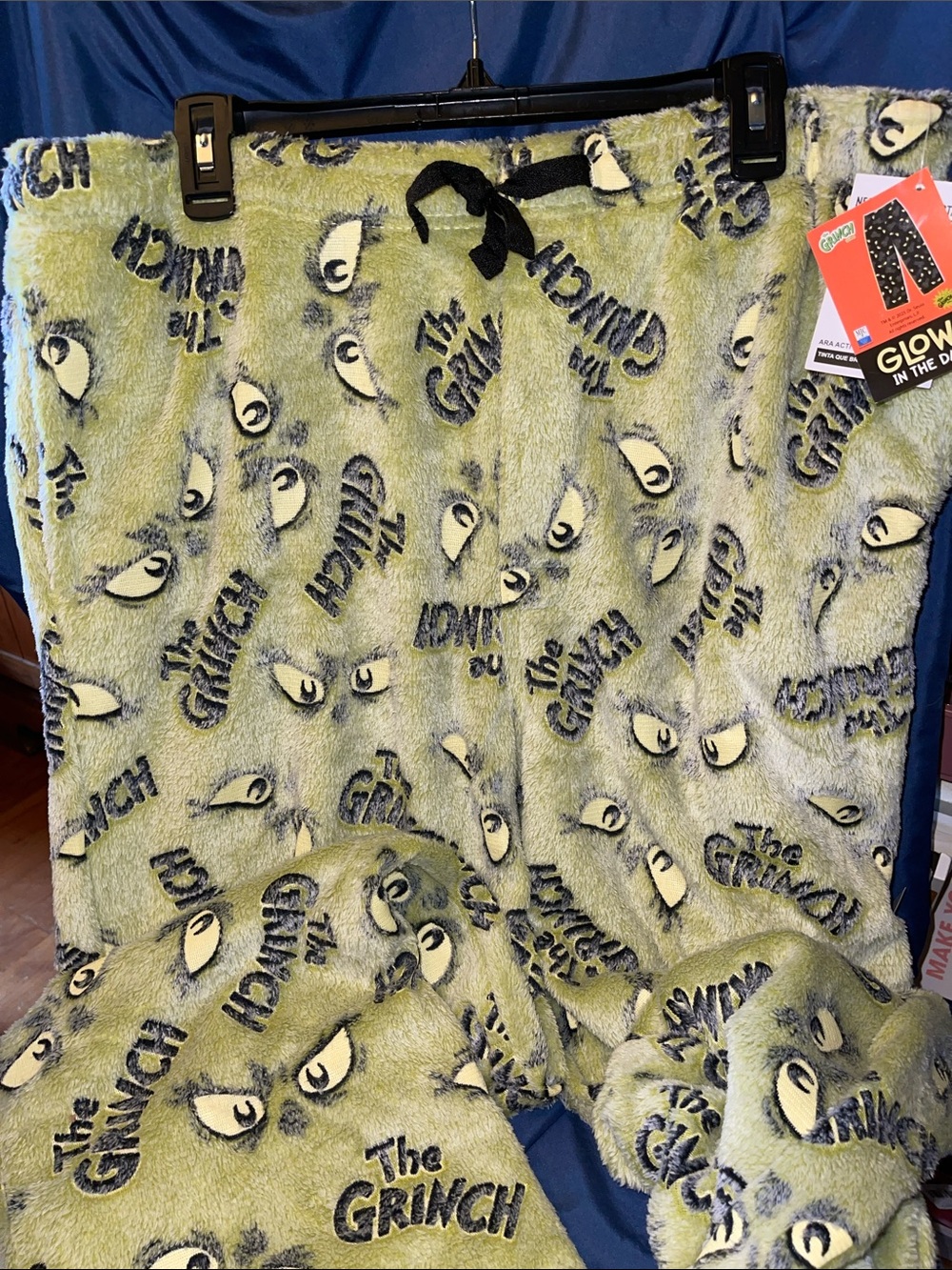 The Grinch Plush Sleep Pants for Men - Glow in the Dark